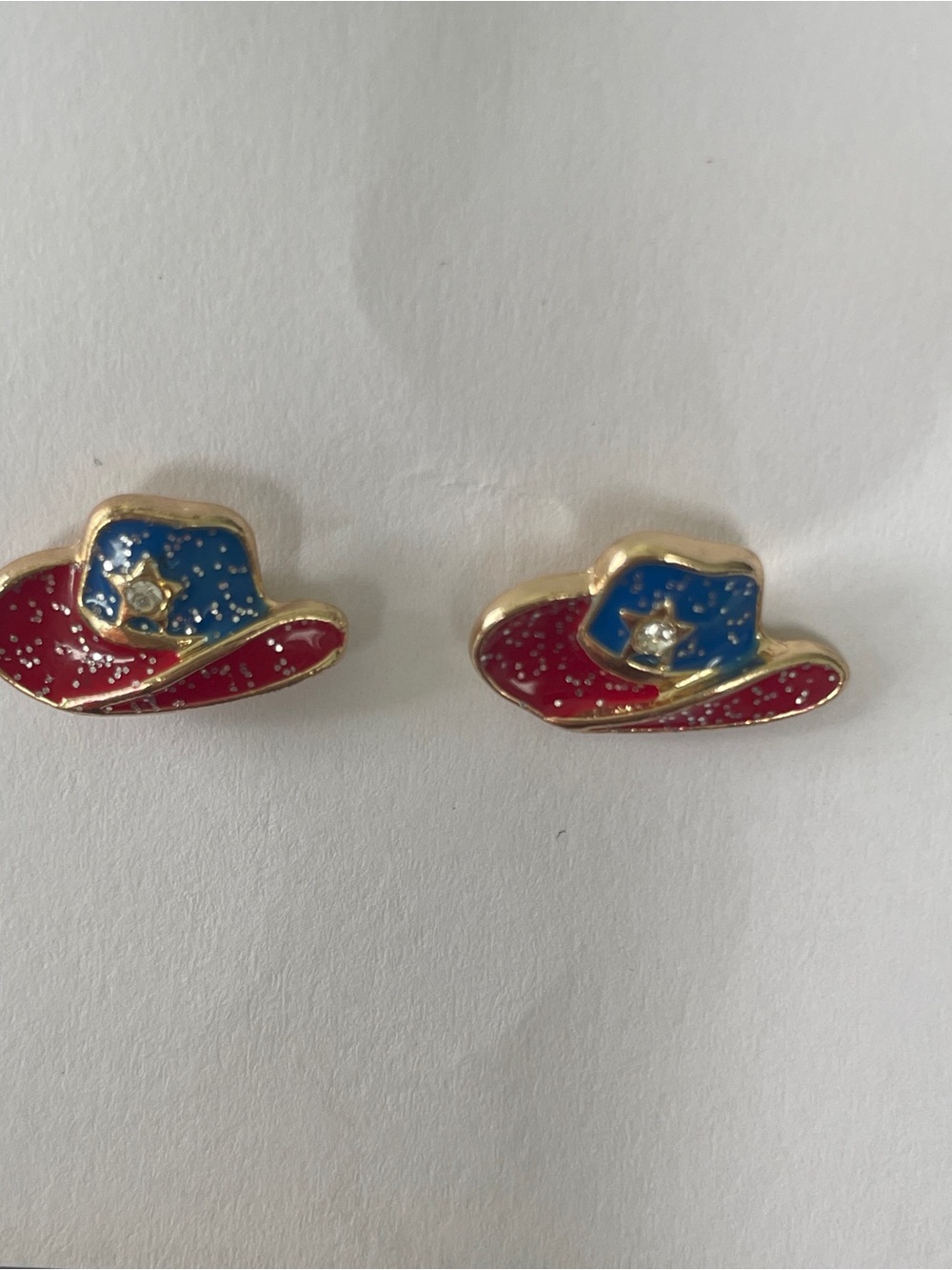 🇺🇸 AMERICAN FLAG COWBOY HAT GOLD TONE STUD EARRINGS